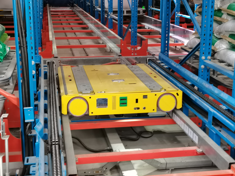 四向穿梭式货架立体仓库